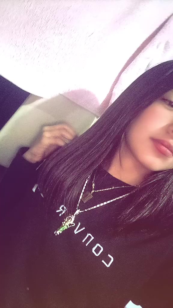@Nidi *🖤