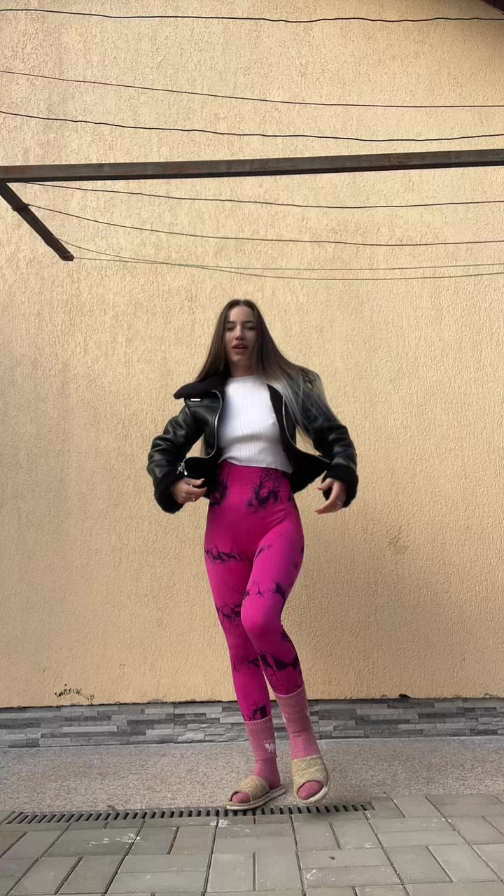 @Super_lenna