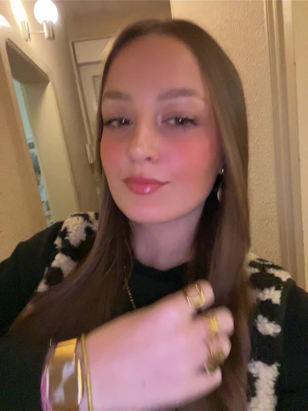 @in&egrave;sᥫ᭡