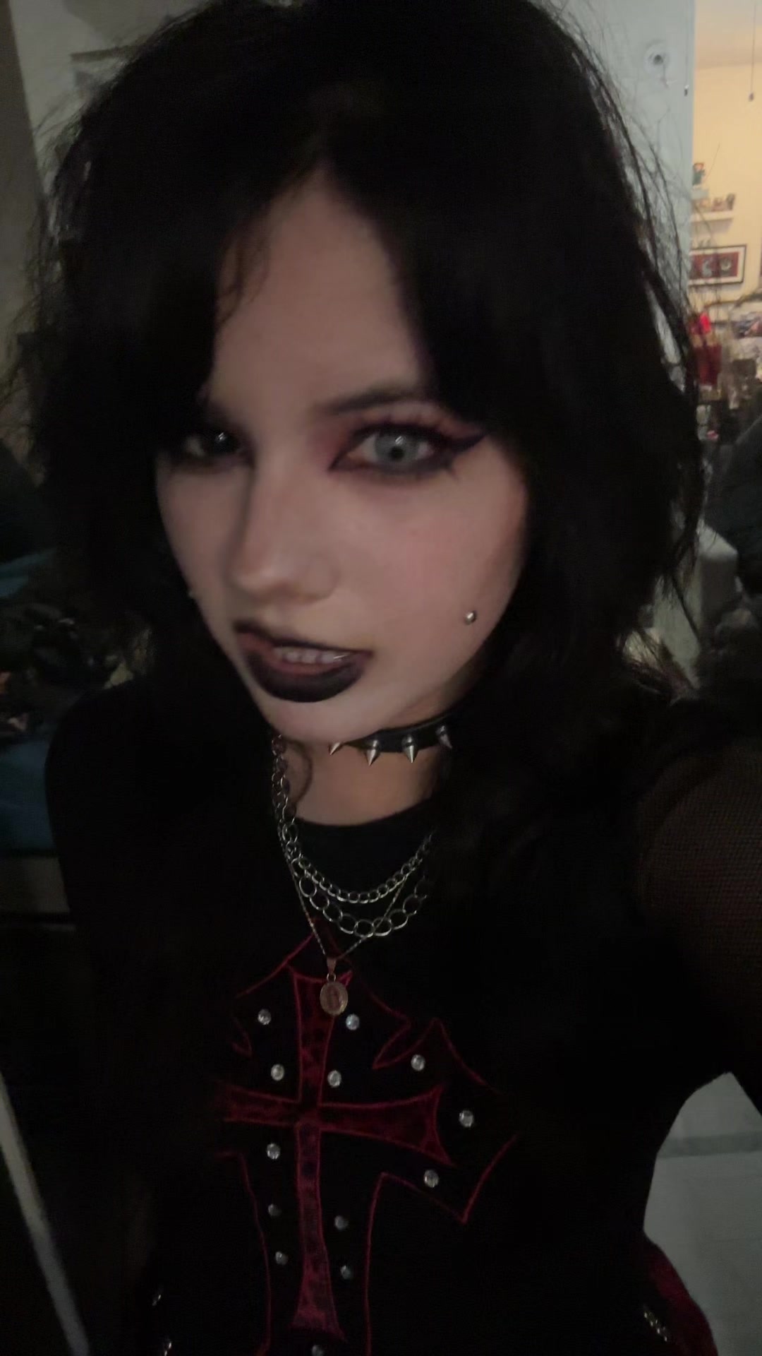 @dyinglivegirl