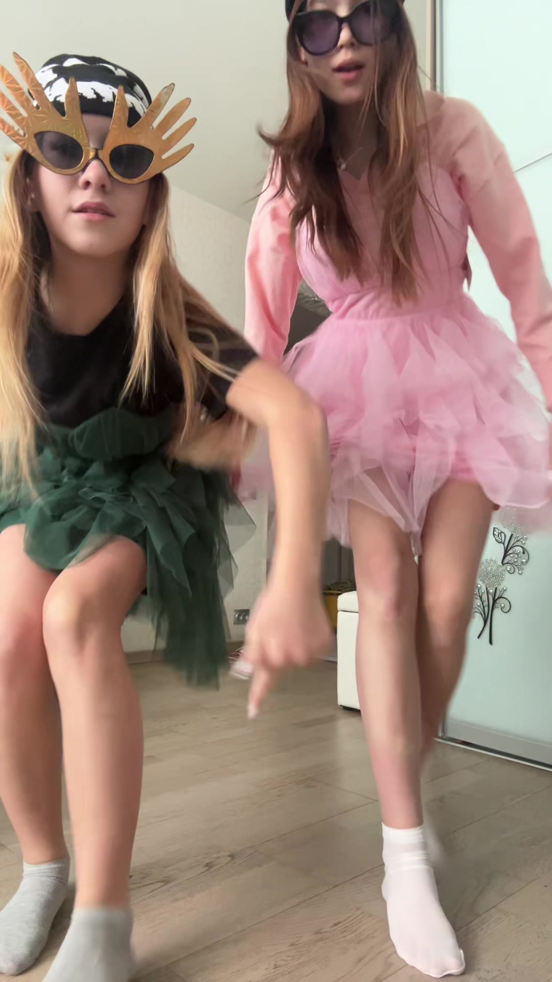 @полинка