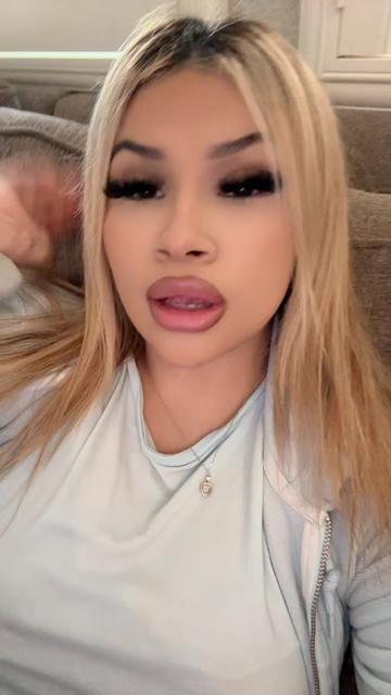 @Pretty Emily 🌷🎀🫦🍓👸🏻