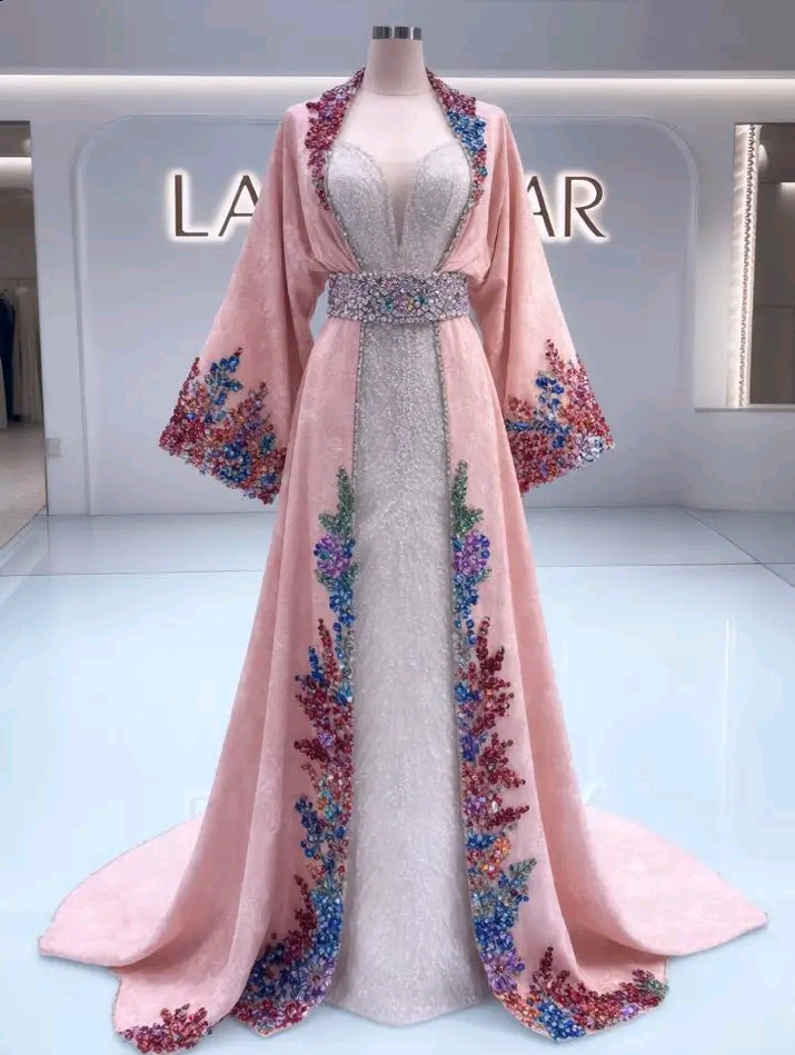@Laila🦋