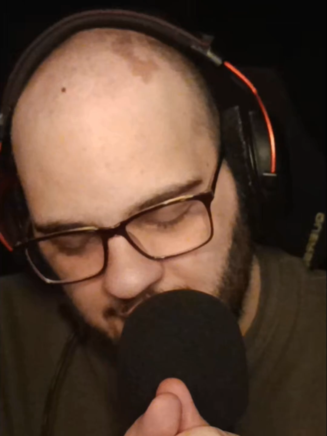 @Zhedix ASMR