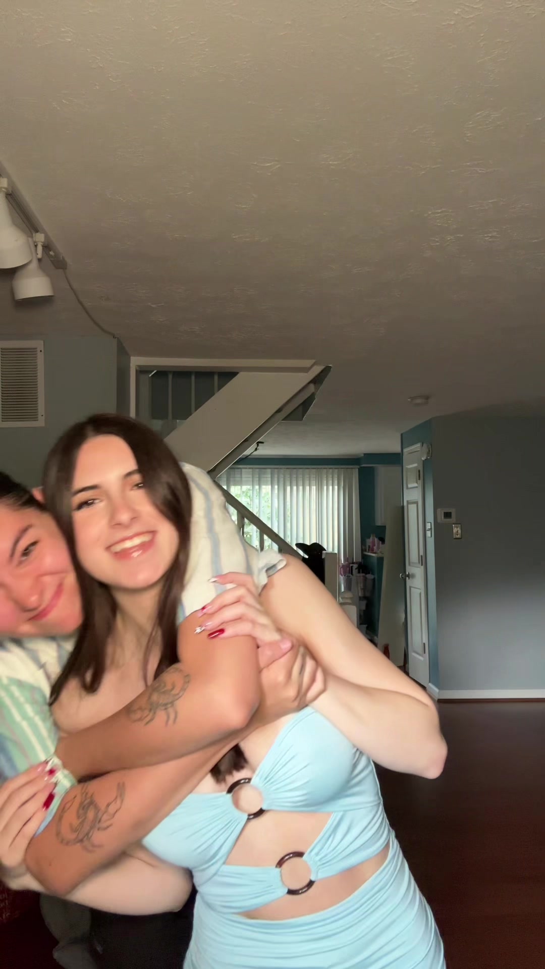 @Nikki <3