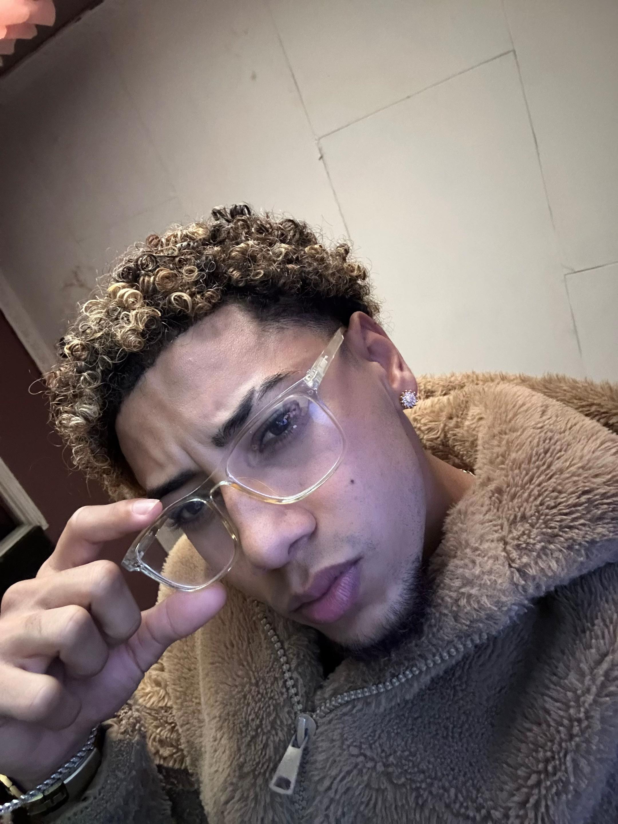@Angelito🇭🇳🤴🏽