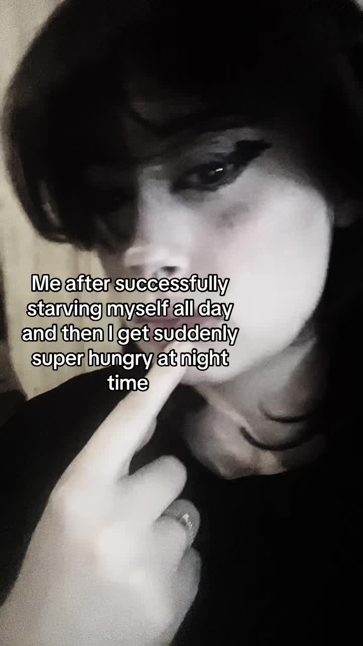 @🖤