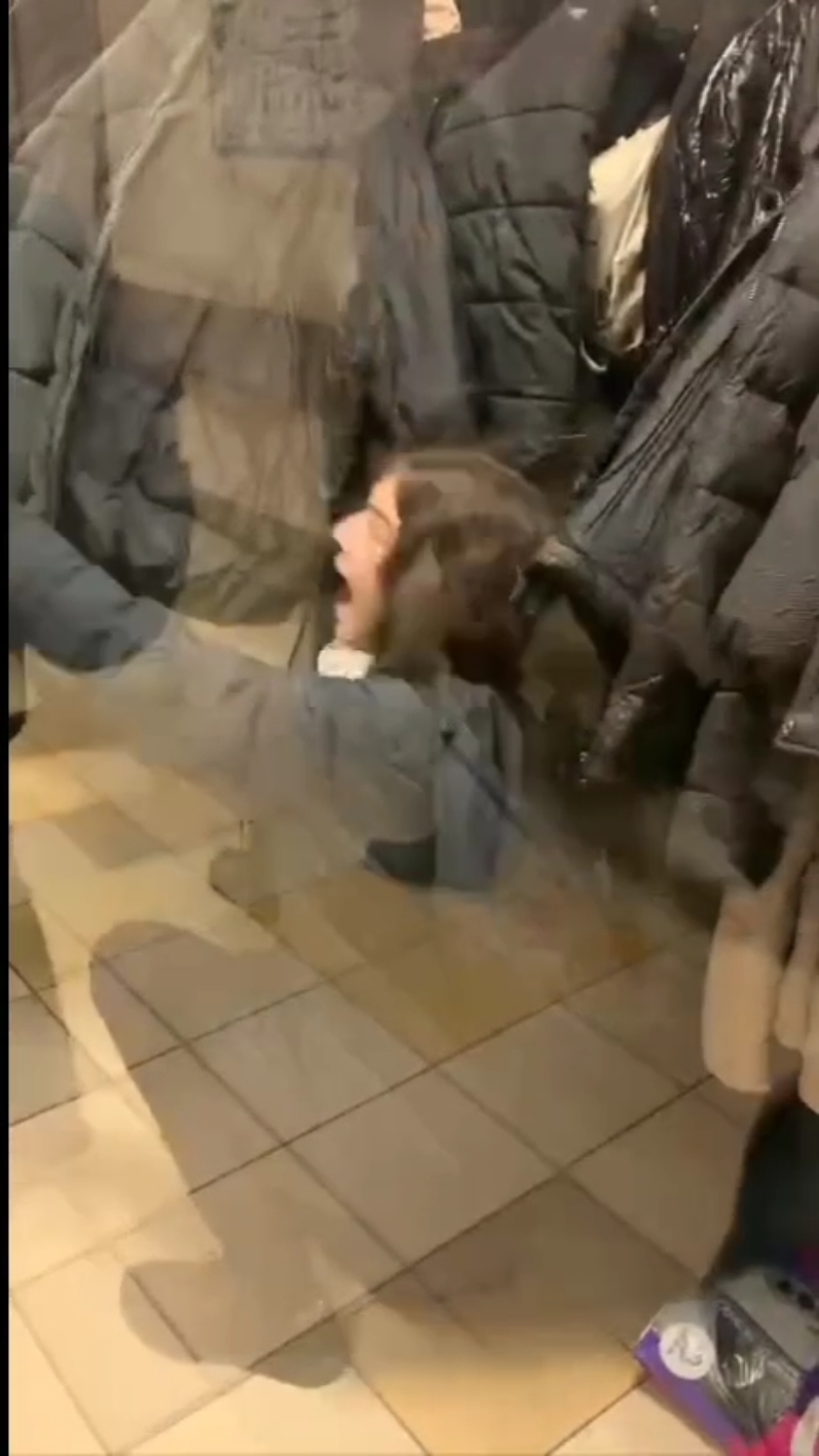 @...