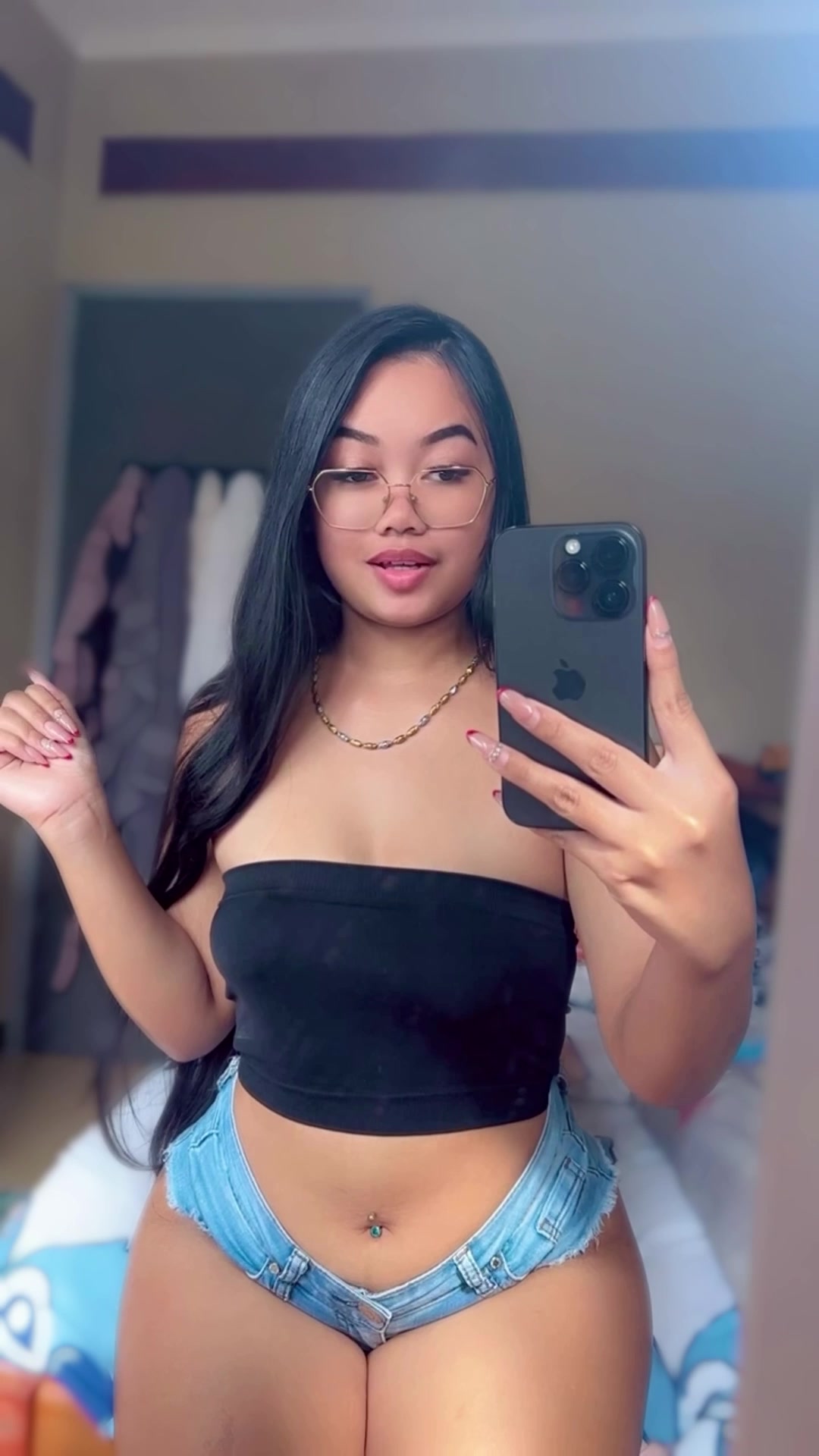 @𝐌𝐎𝐍𝐀