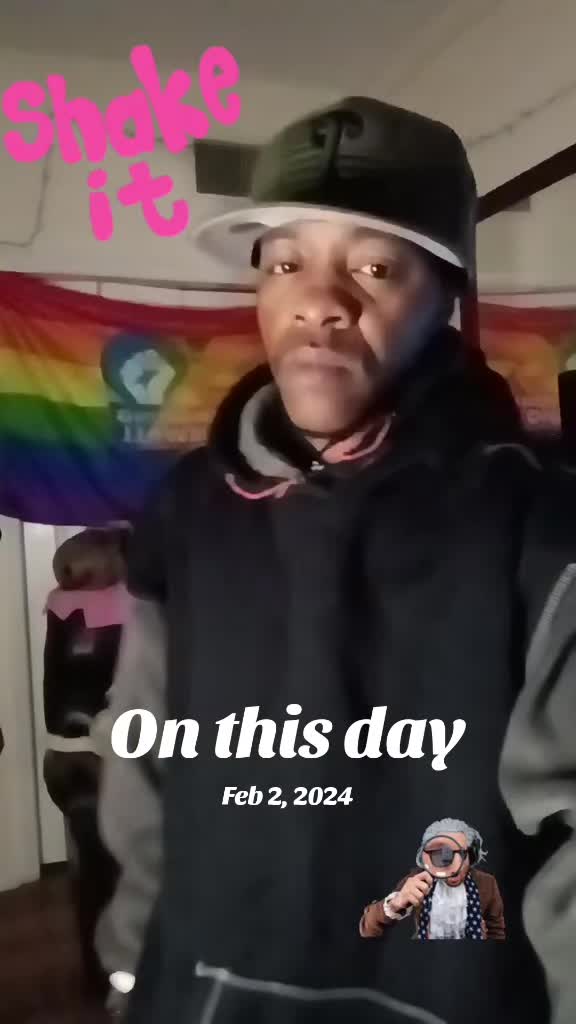 @QGibson 🐼🌈🎵💙 🦄 🧩 🧷 🐷