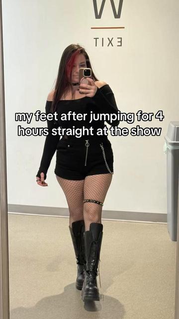 @curvyllama
