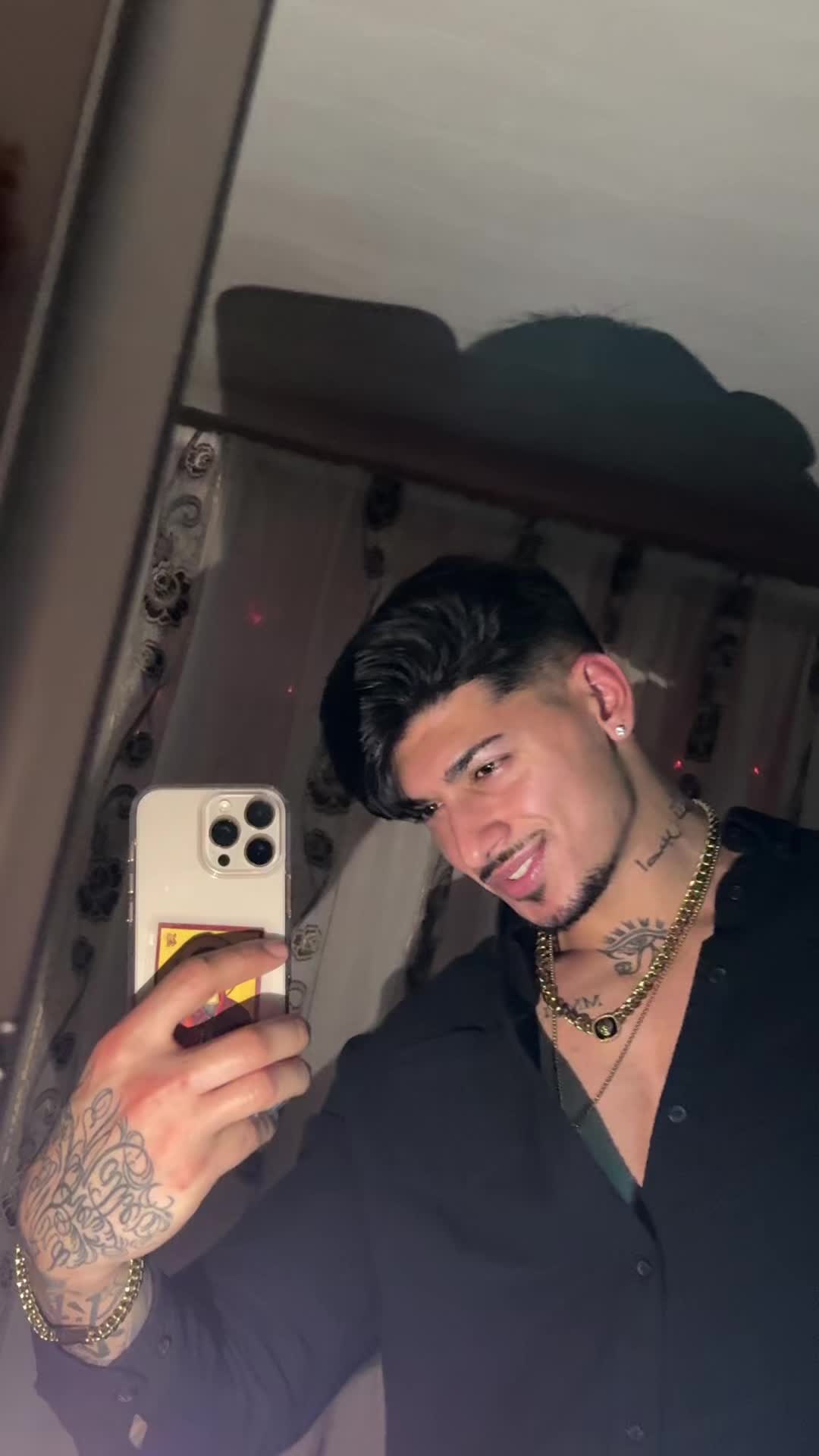 @𝓕.𝓓 𝓜𝓐𝓡𝓘𝓞🥃💋