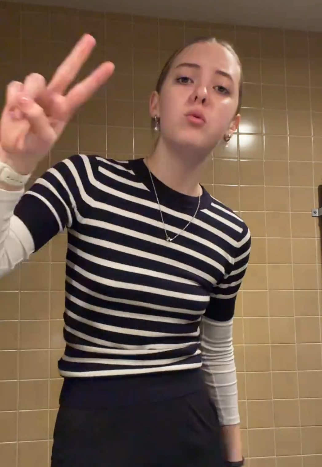 @CutesySecretAcc