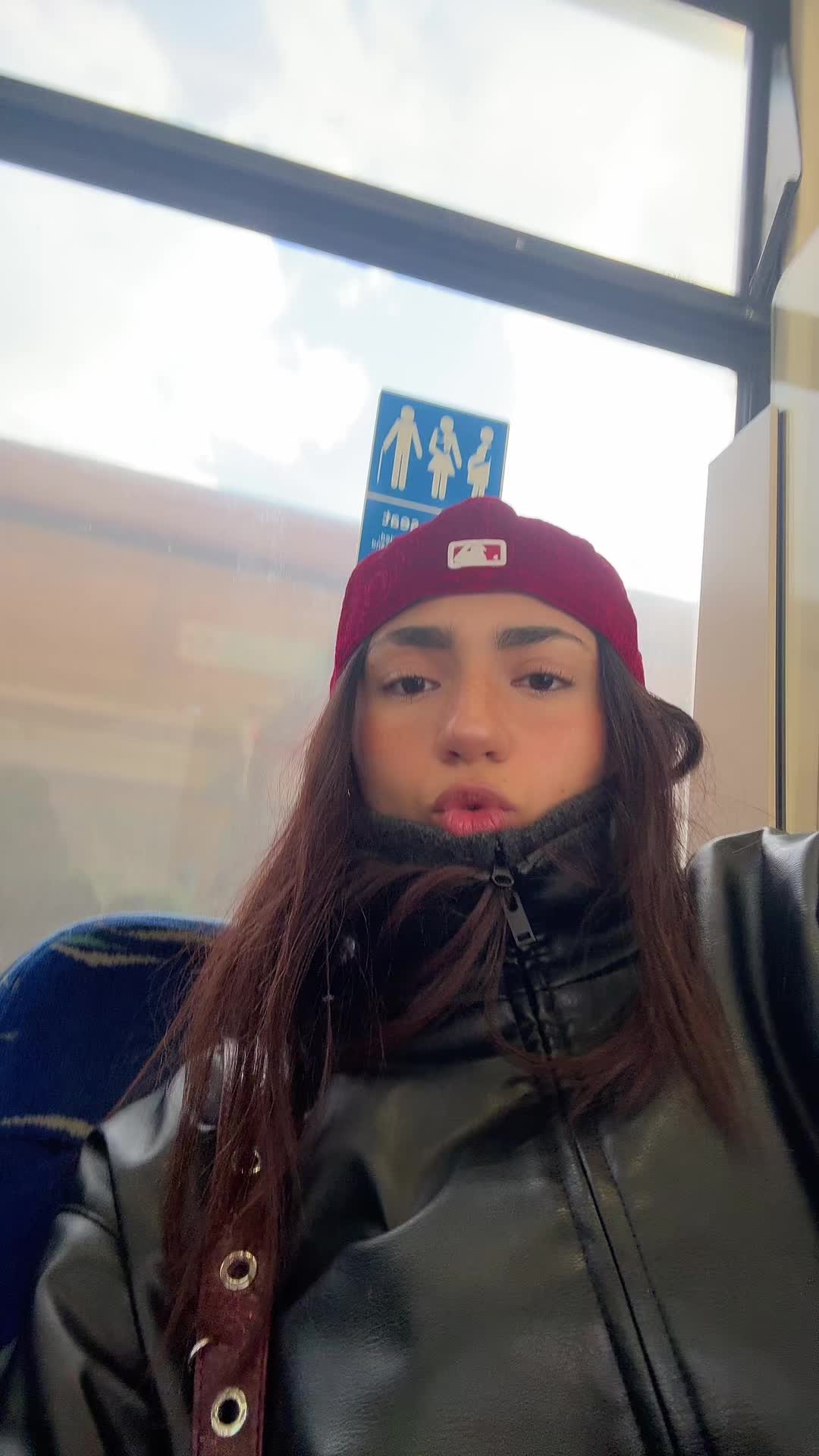 @AMELLE