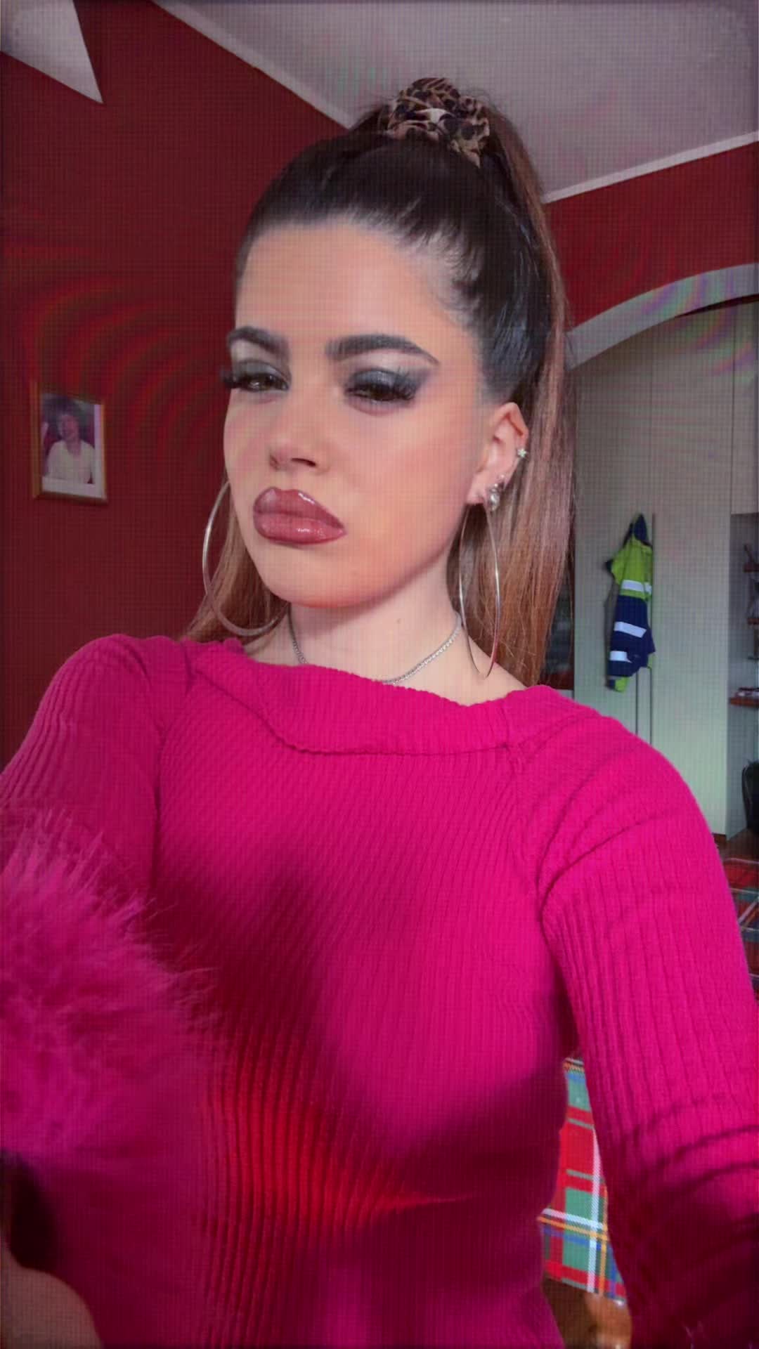 @Sara🧜🏼&zwj;♀️🍓🥥