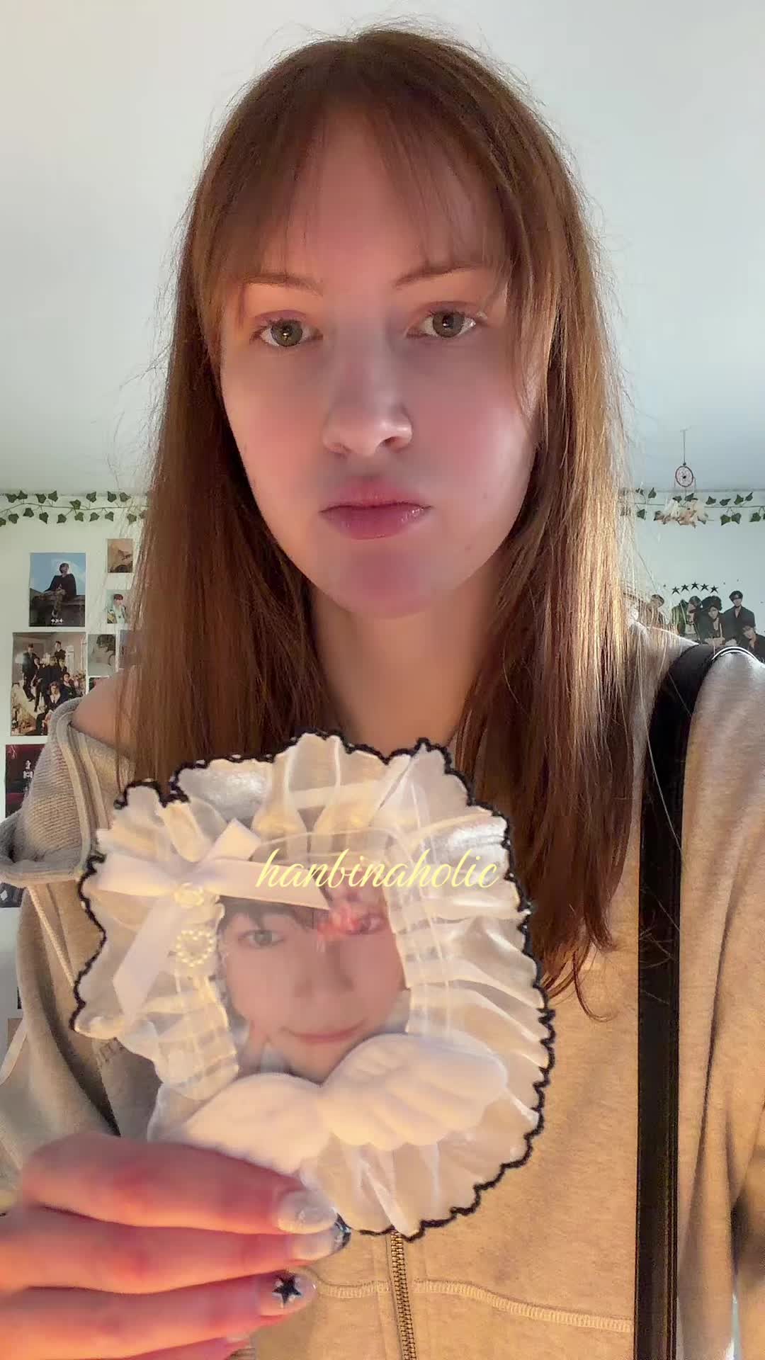 @chloe
