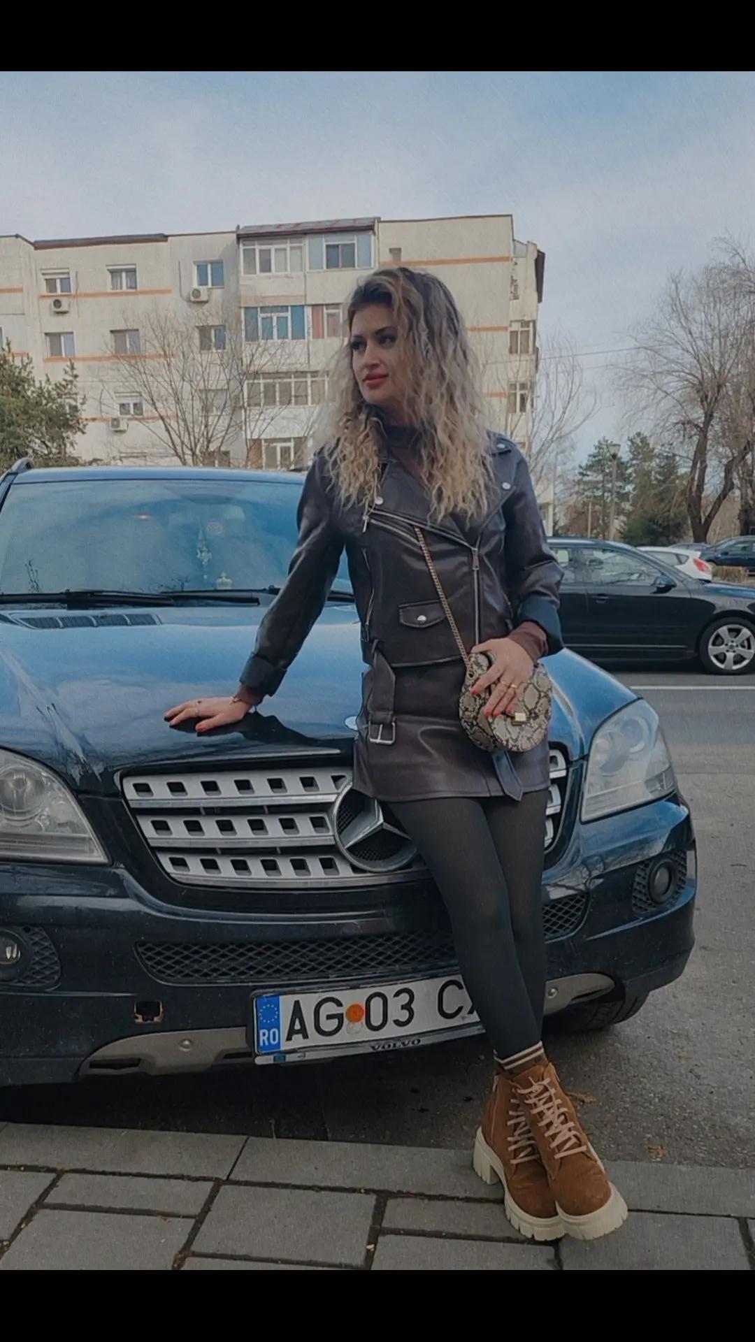 @Cătălina 👑