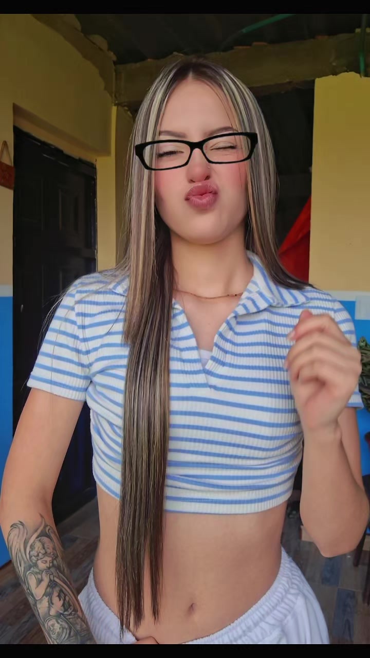 @𝐂𝐡𝐚𝐫𝐨𝐥.