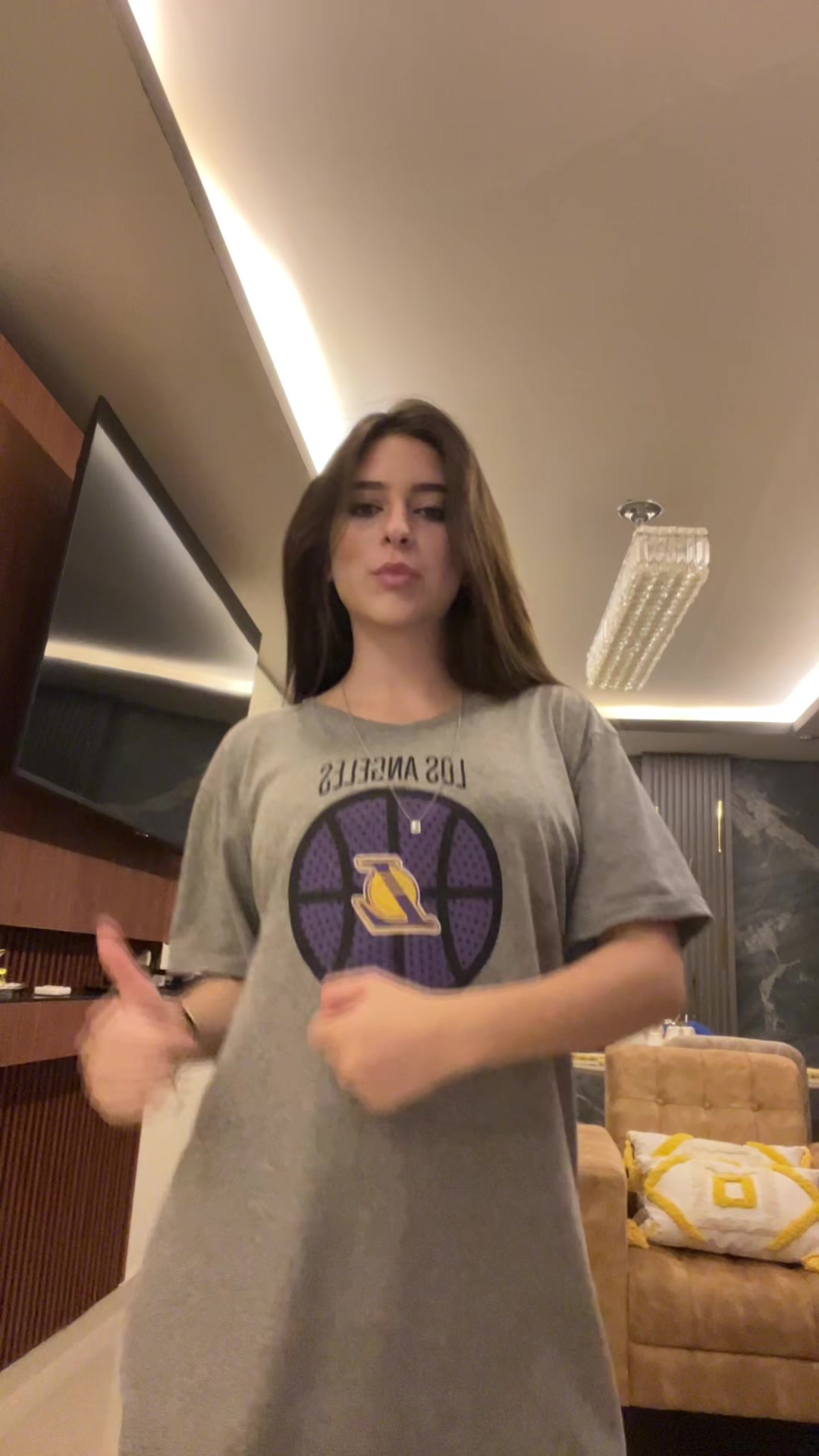 @dudaaisha