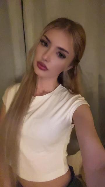 @𝐀𝐦𝐢𝐧𝐚♡