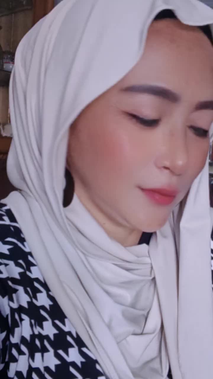 @Ainun Najeep