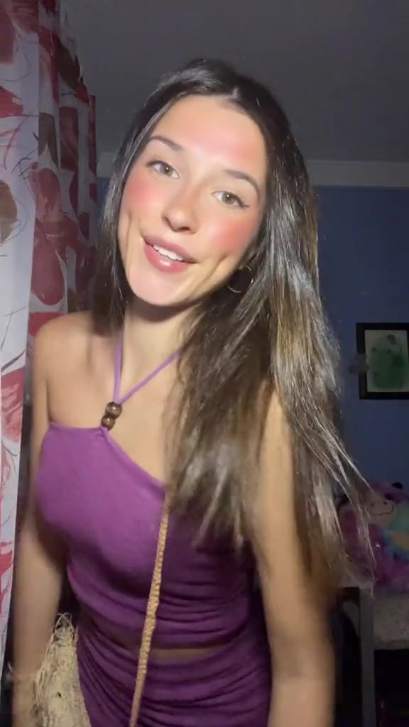 @laura