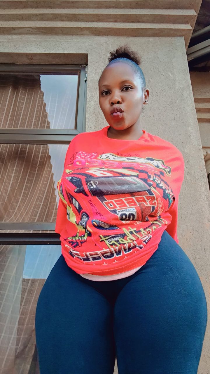 @Nikiwe.
