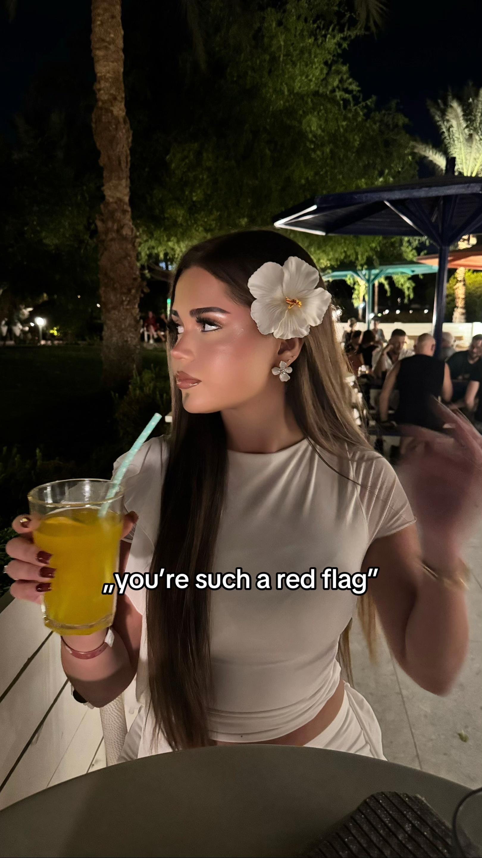 @𝔅𝔢𝔫𝔞