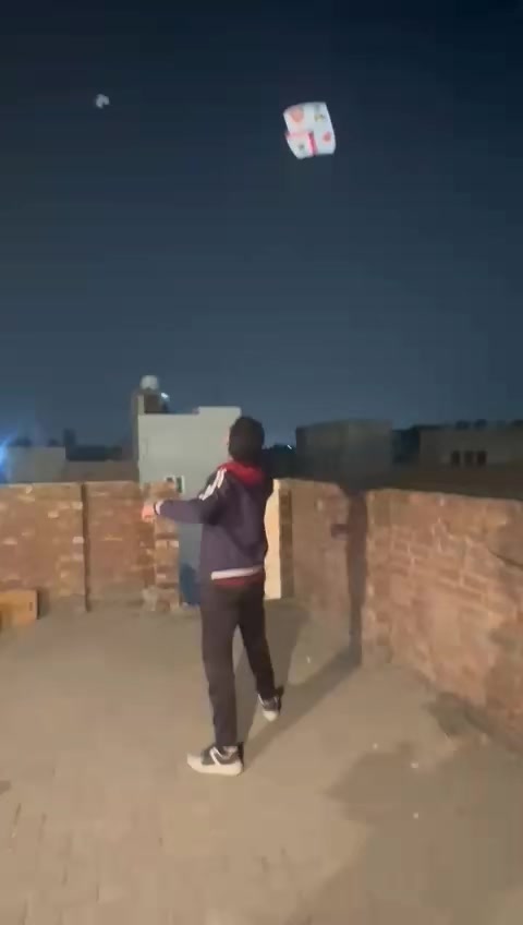 @KITE_FLYING_(OFFiCiaL)