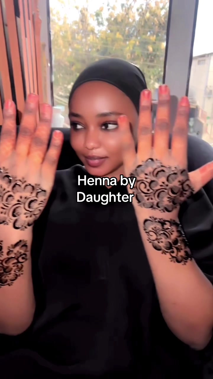 @hennabydaughter2