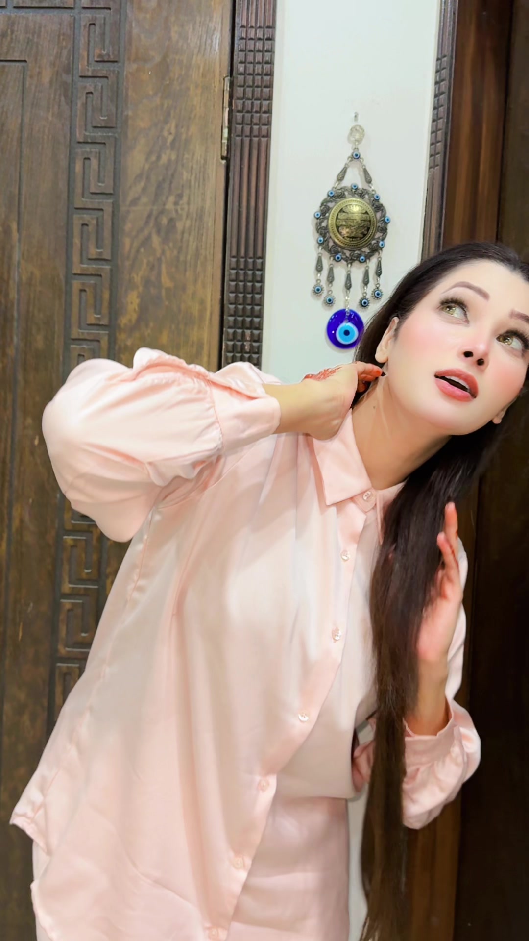 @Zara Malik 2244