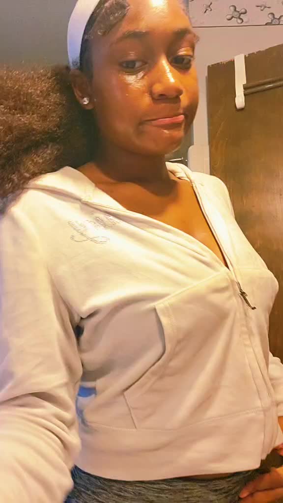 @Allbout_Arie