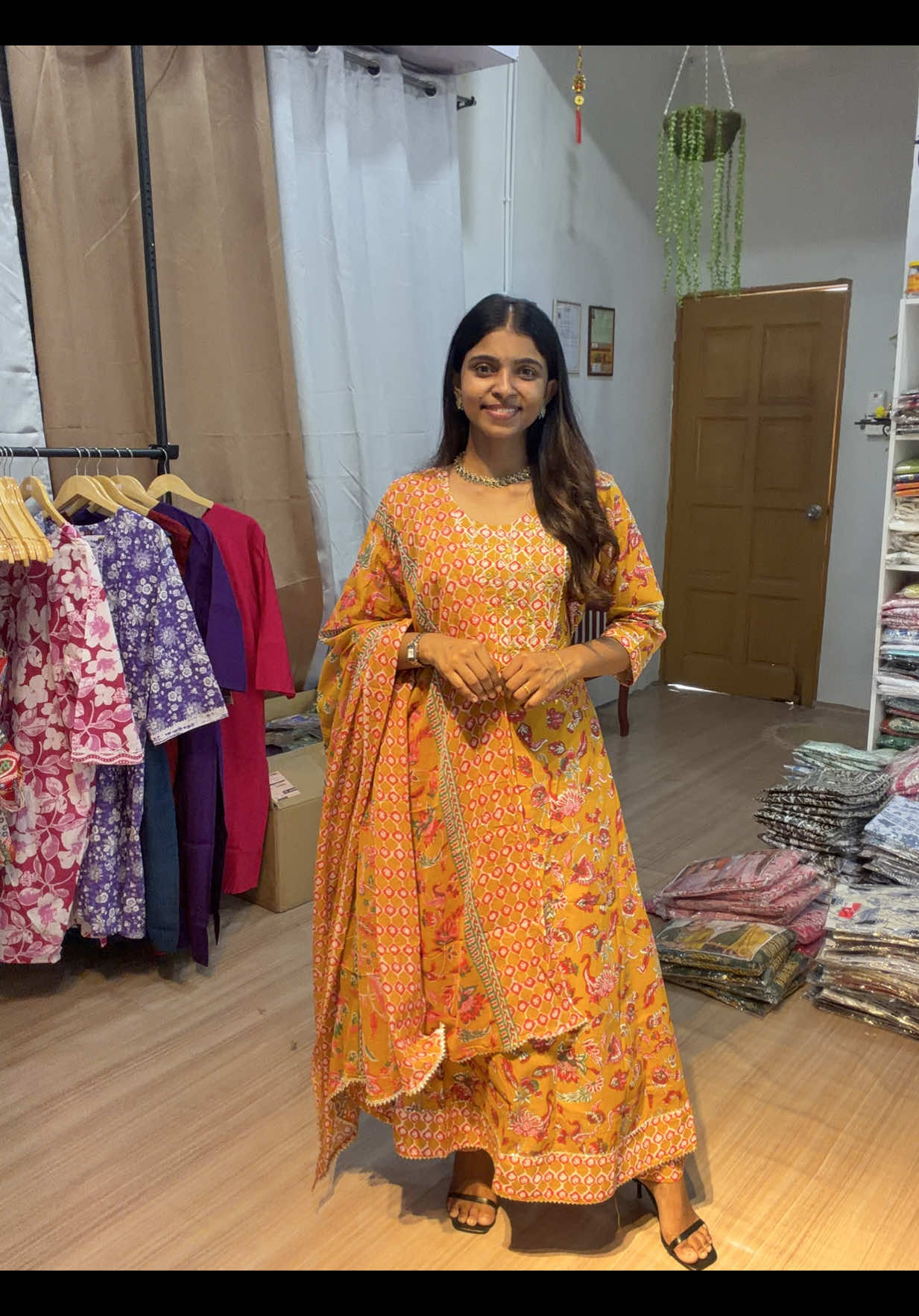 @Triny Boutique
