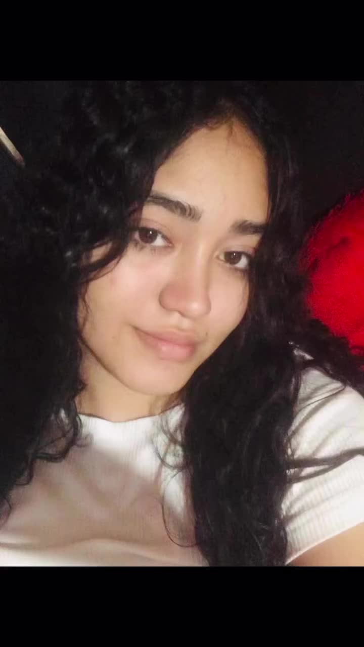 @𝓜𝓮𝓵𝓲𝓷𝓪