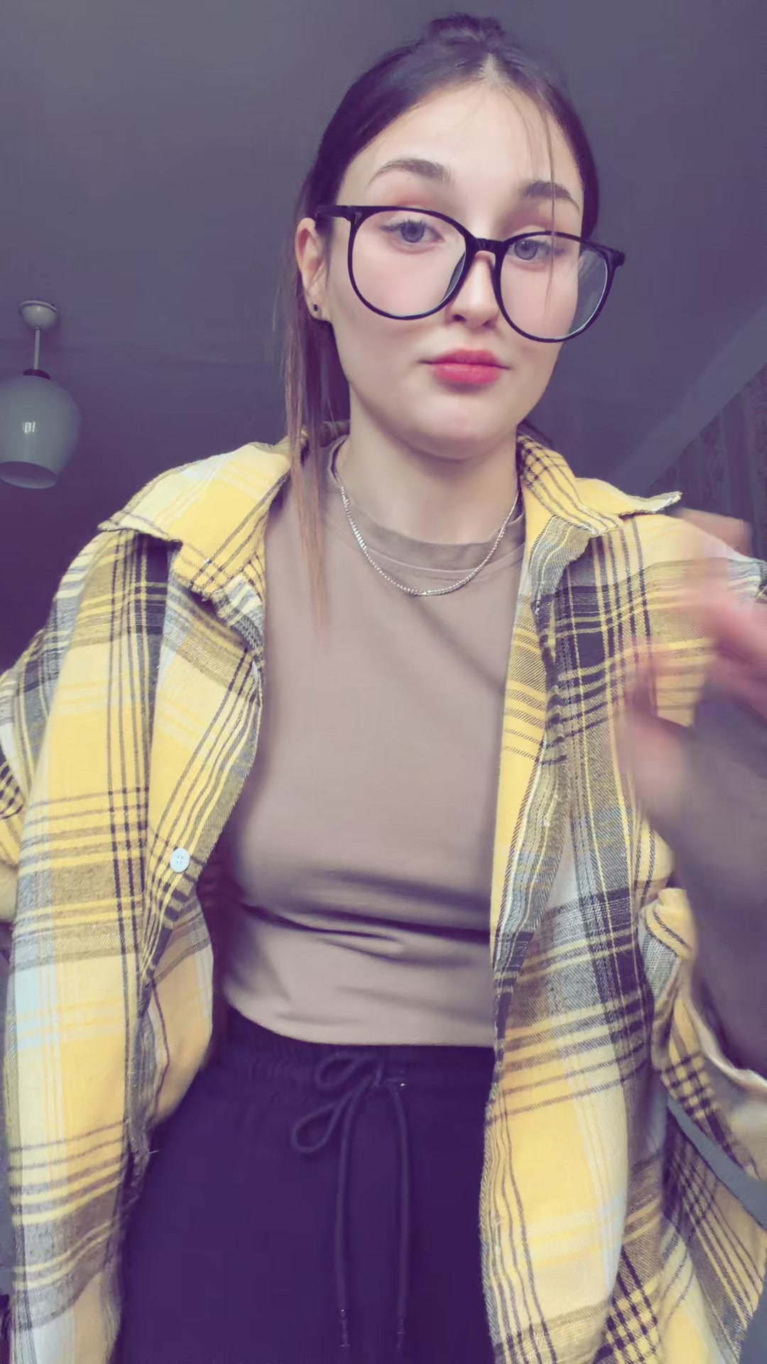 @vikysixx