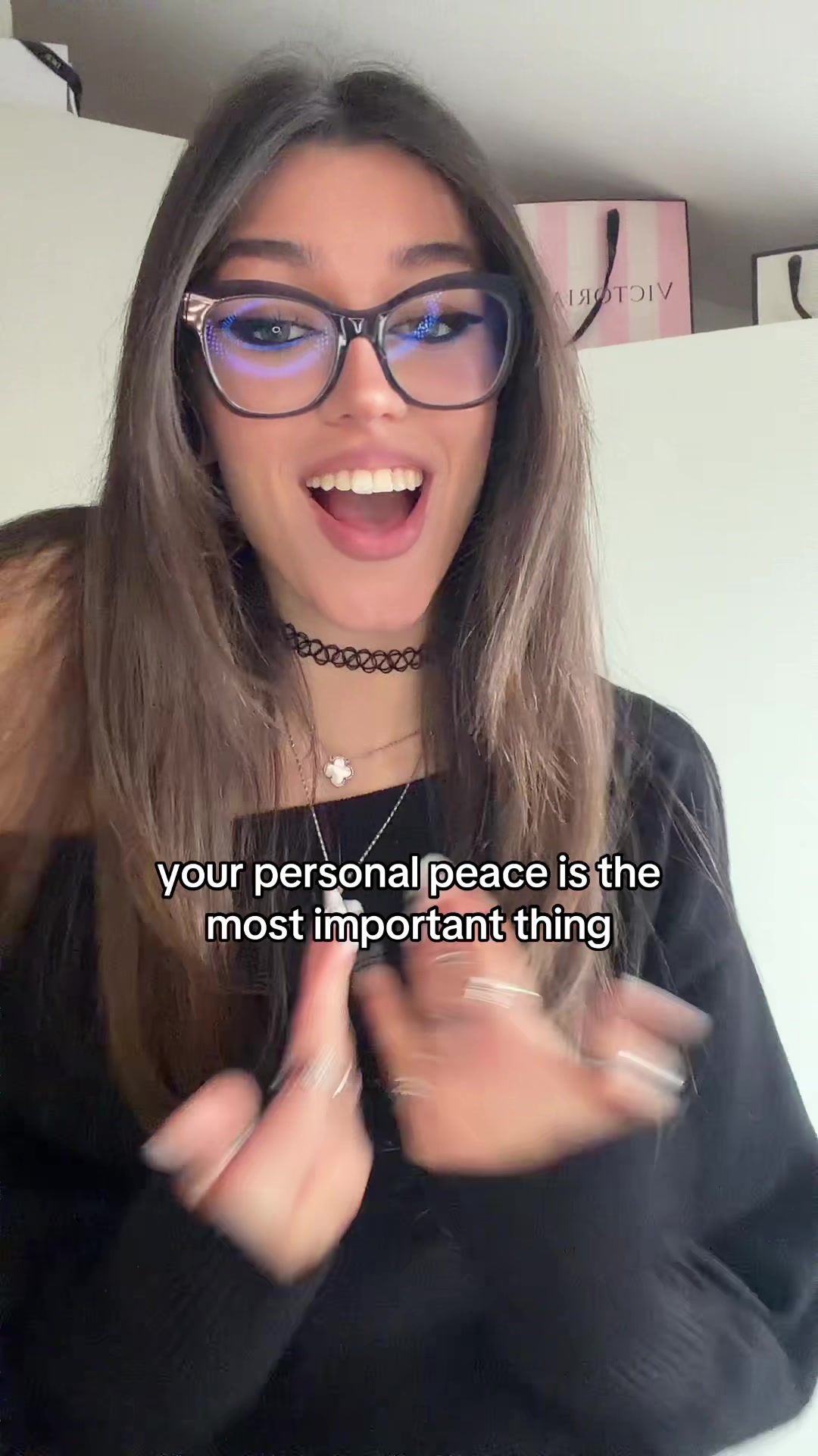 @Elis