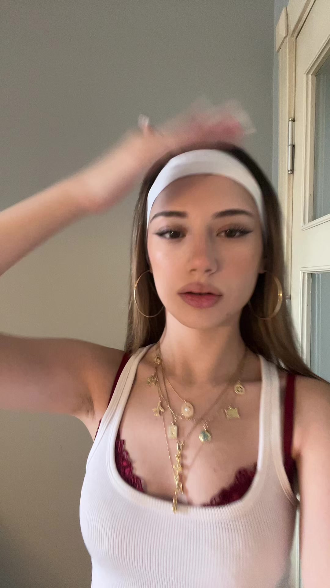 @Ela
