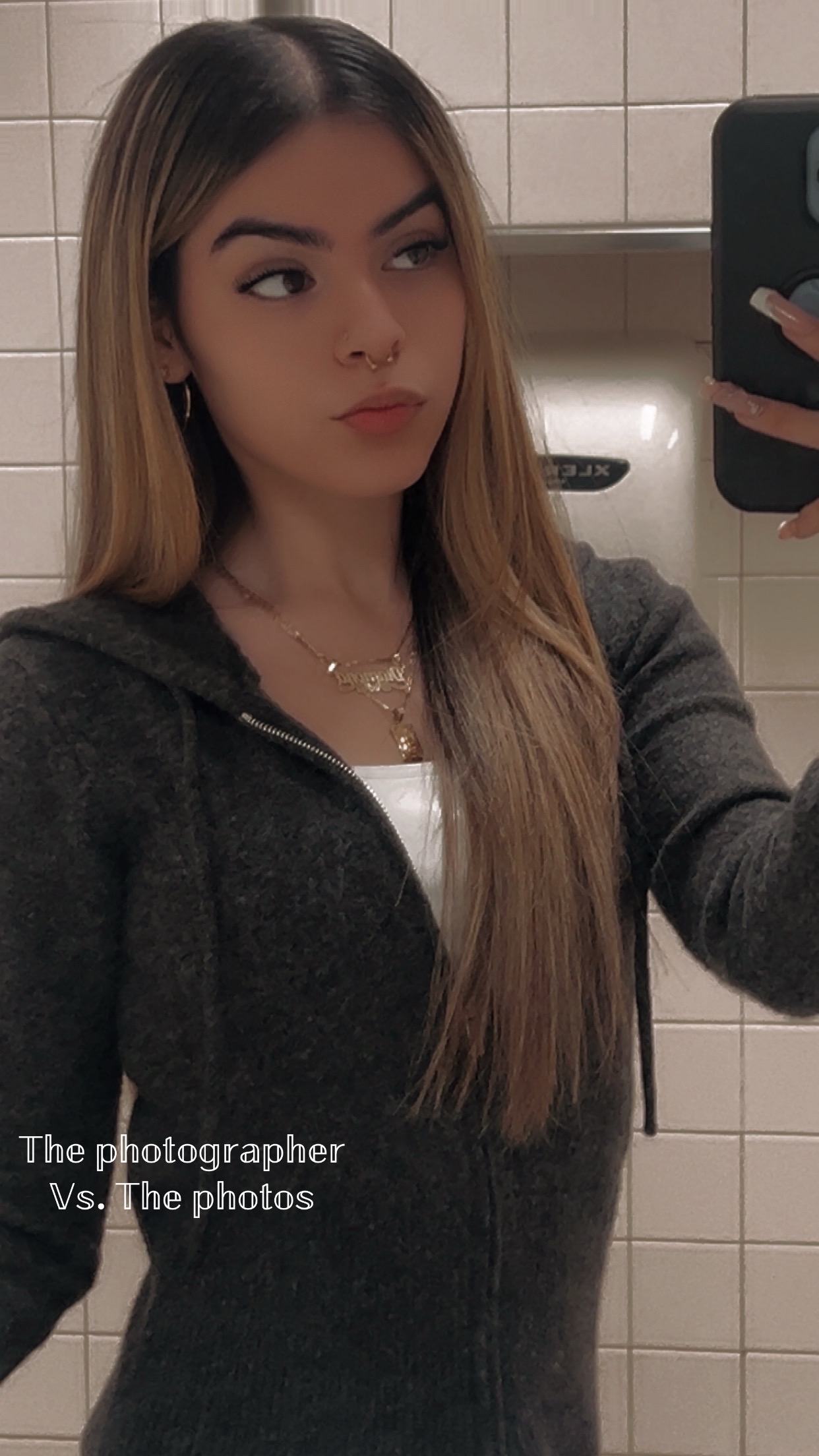 @𝔇𝔦𝔞𝔪𝔬𝔫𝔡 𝔄𝔩𝔢𝔵𝔷𝔦𝔞