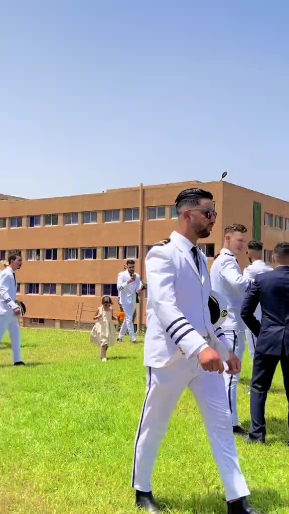 @𝑳𝒂 𝒎𝒂𝒓𝒊𝒏𝒆 🇩🇿