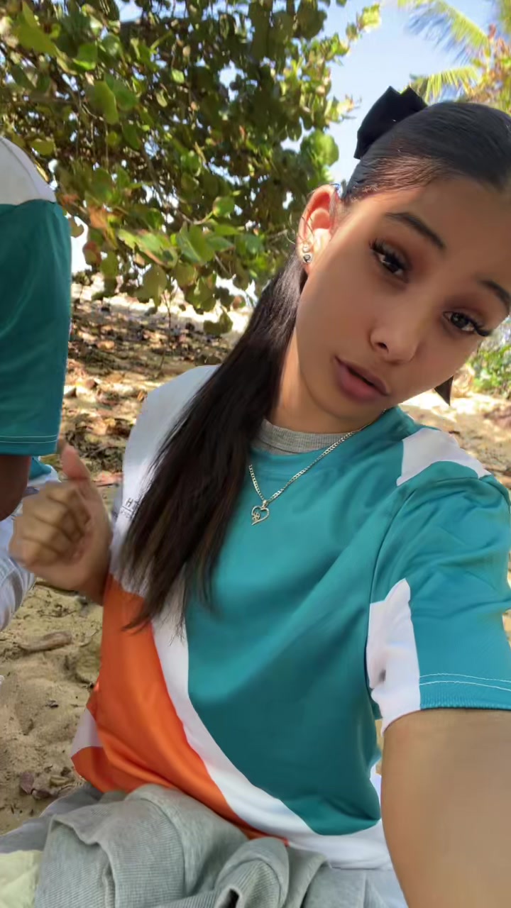 @Crysstal.🦇