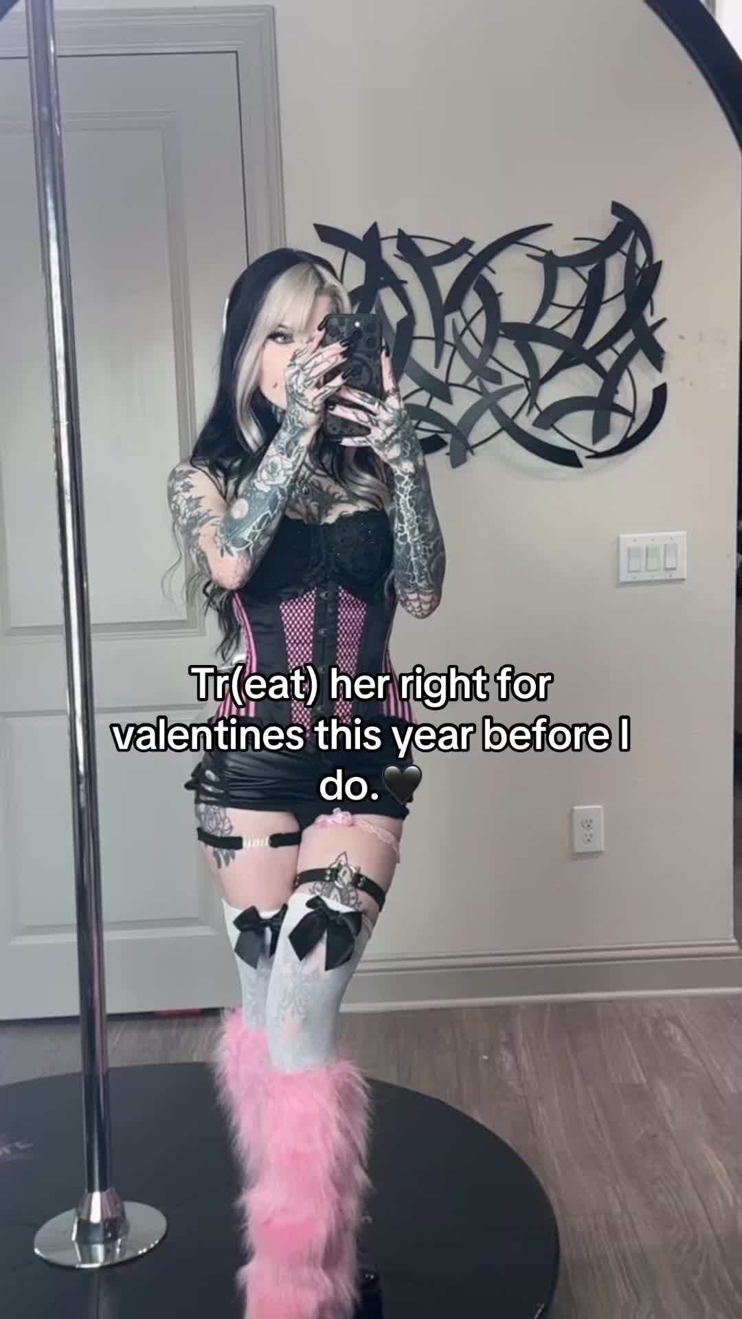 @xocoffinshorty