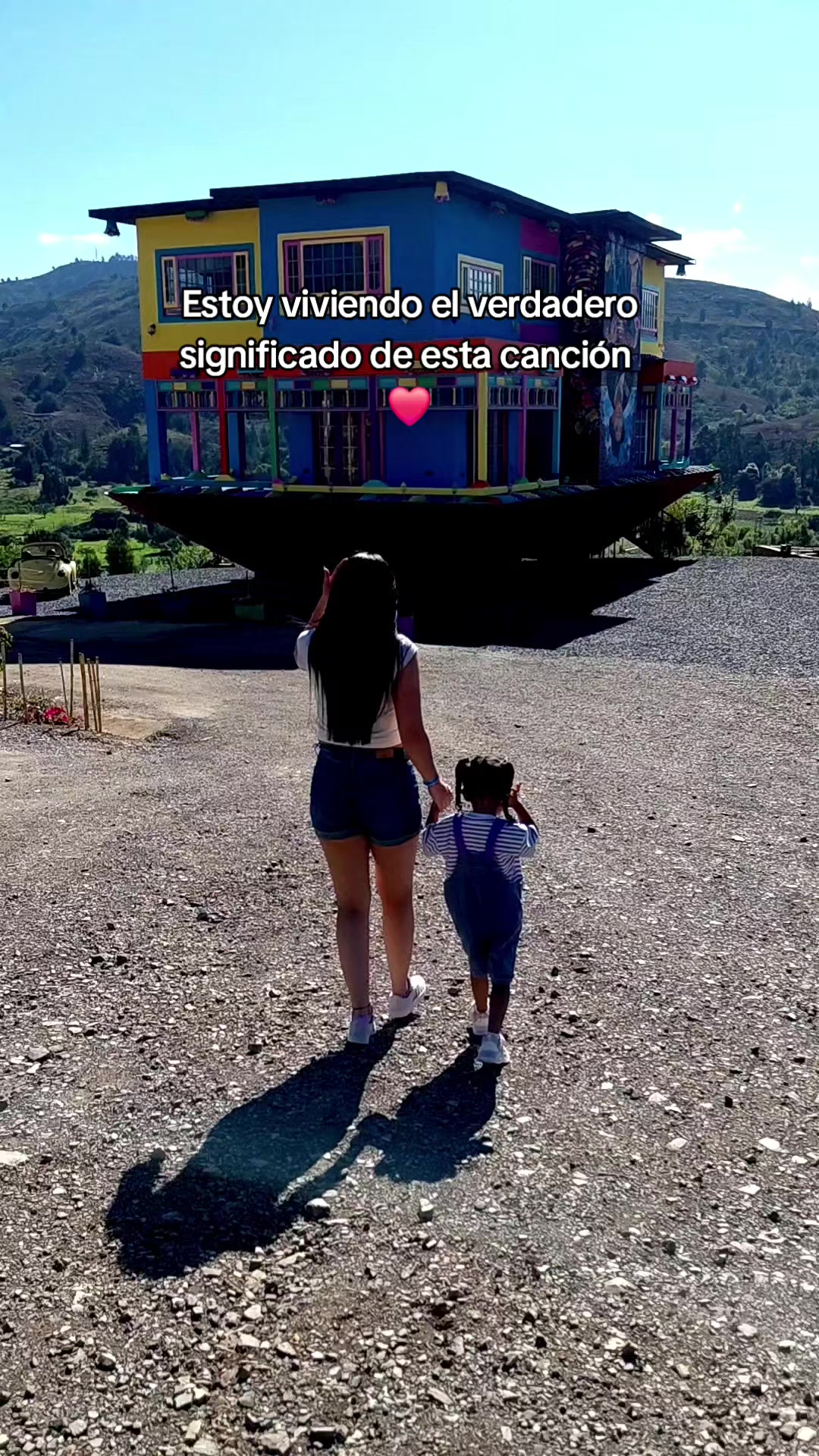 @Laura 🦋