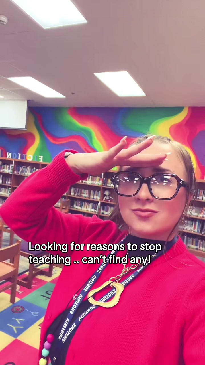 @Miss M🌈🦄✨✏️