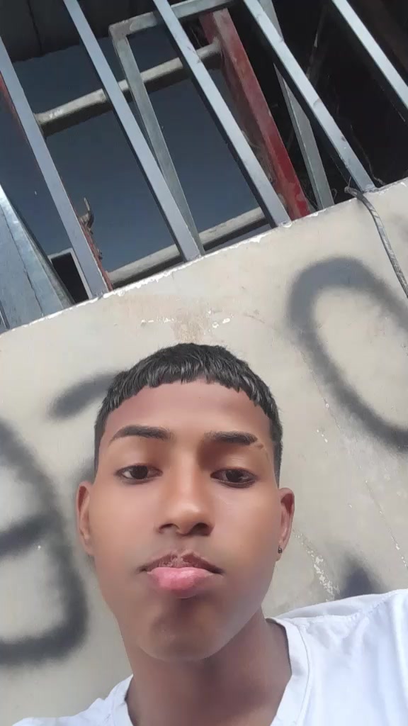 @ATT: LA FRII 04😎&hearts;️