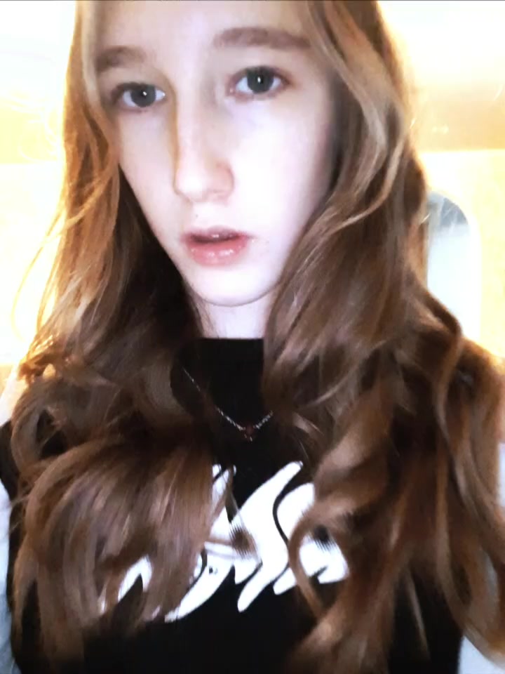 @<M>