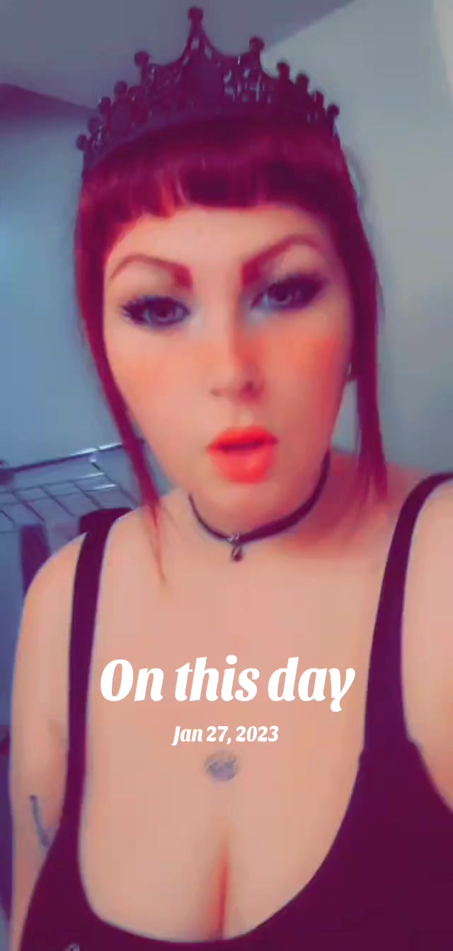 @Sammiie/Foxie