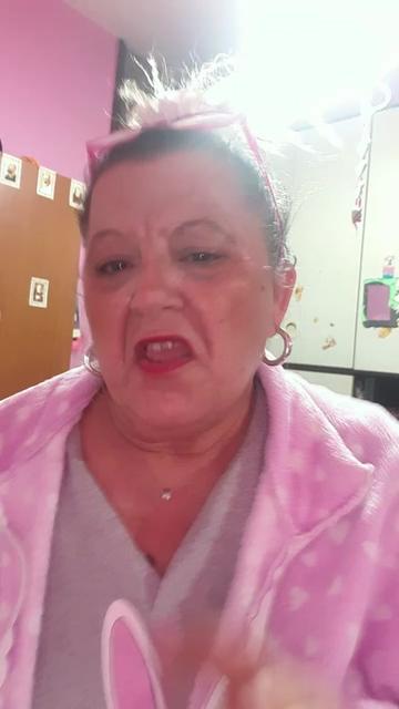 @angela bella bionda pazzerella