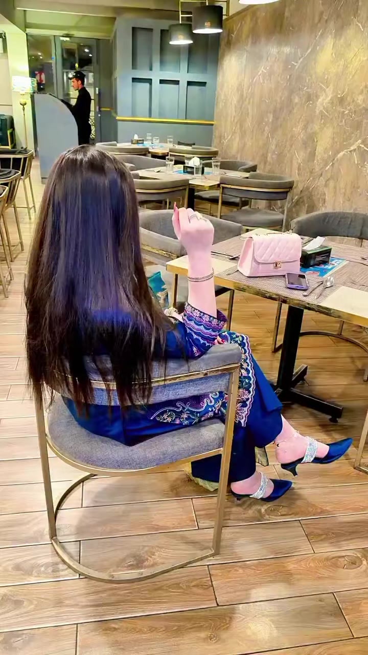 @🤍....HoOrain Fatima..🥂💸
