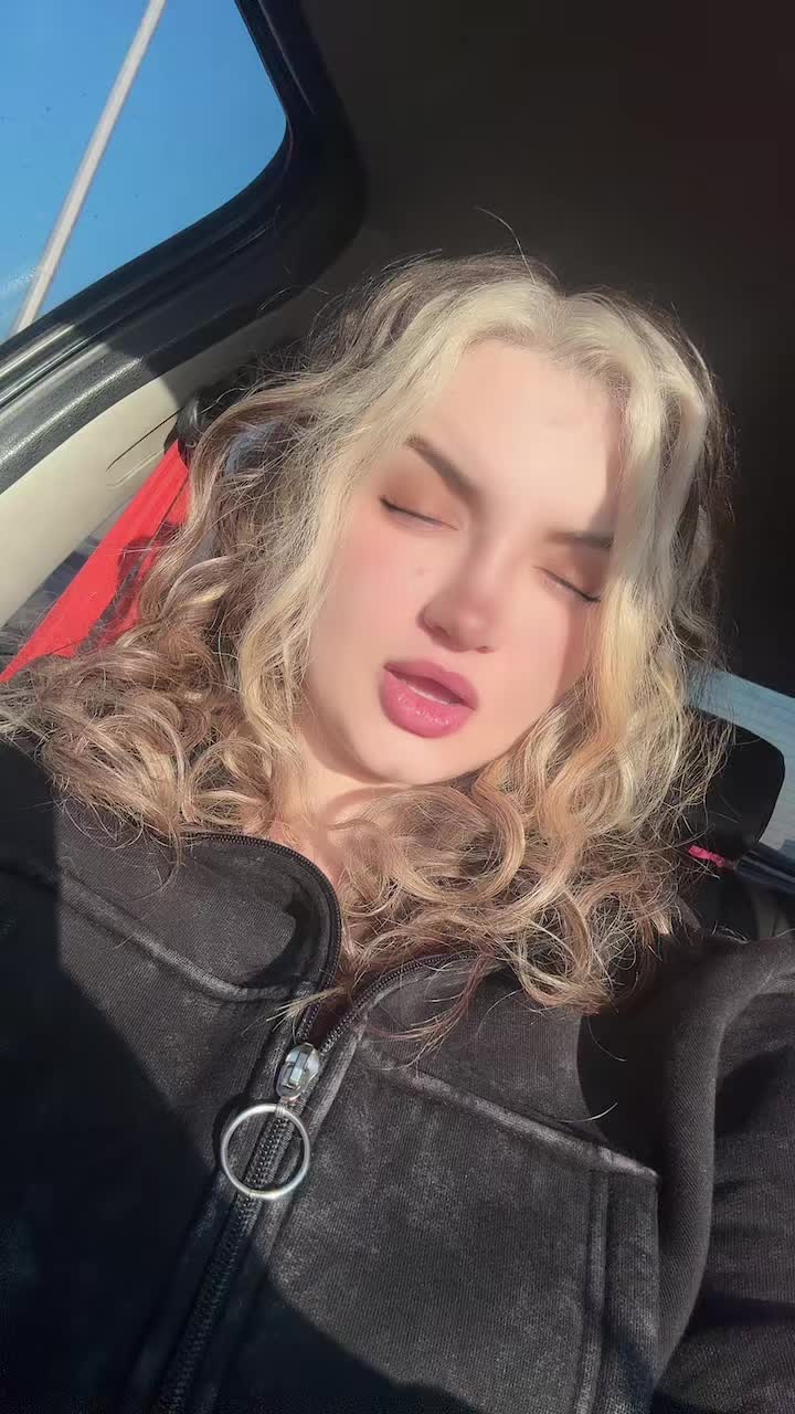 @Anahitaque