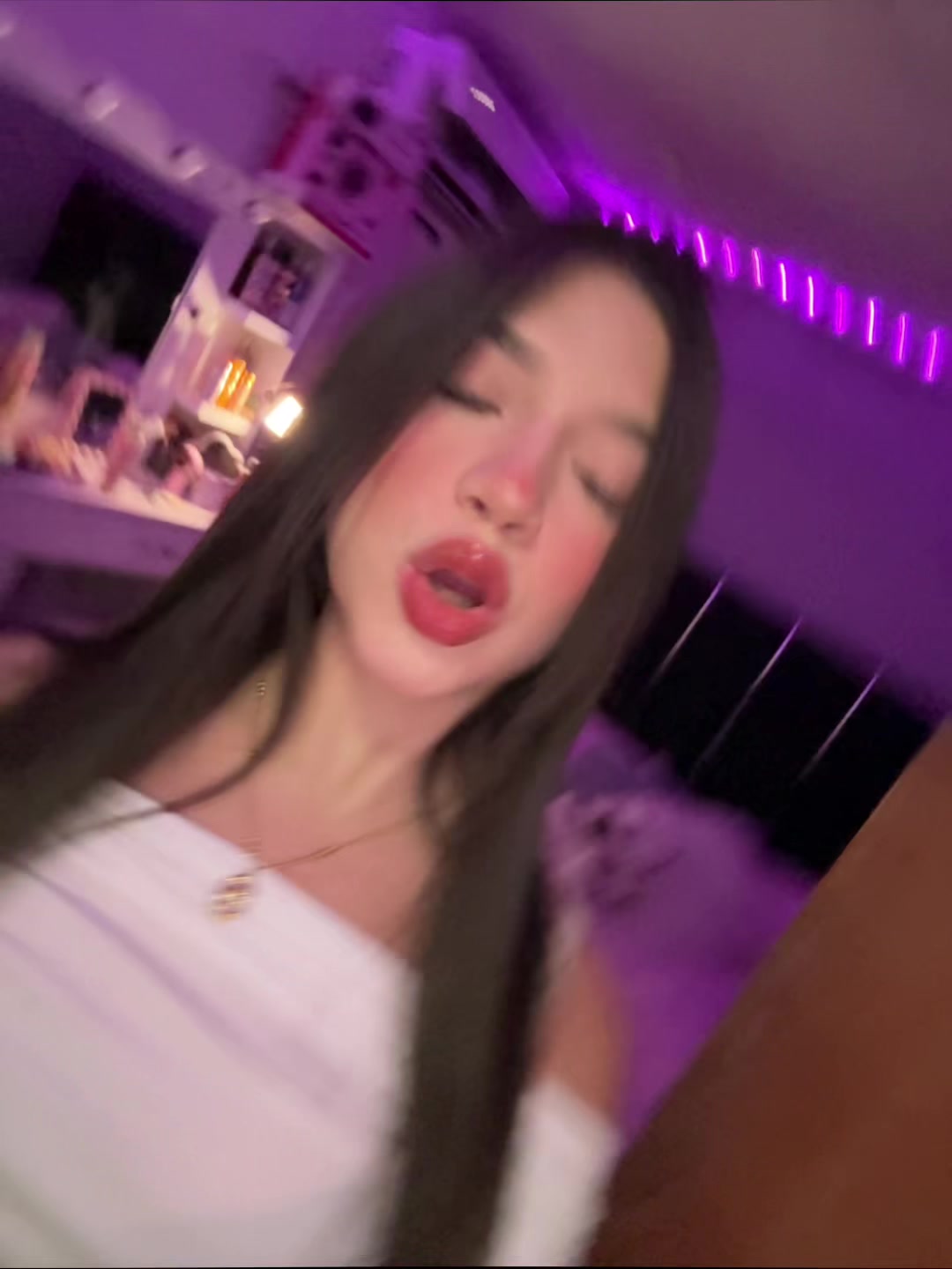 @Anita🧍🏻&zwj;♀️